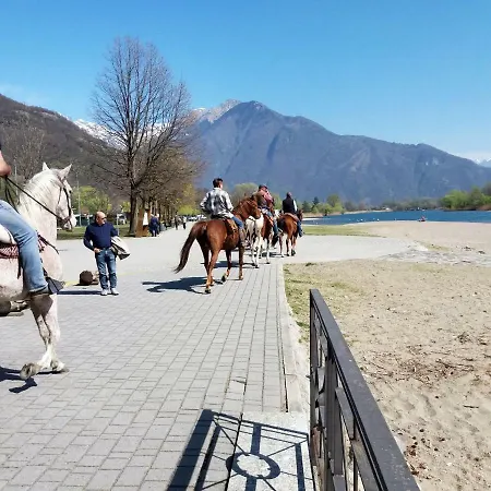 Cà Elsa Alojamento de Acomodação e Pequeno-almoço Dubino